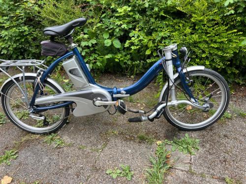 Mijn electrische vouwfiets van het Zwitserse merk FLYER bied ik te koop aan
