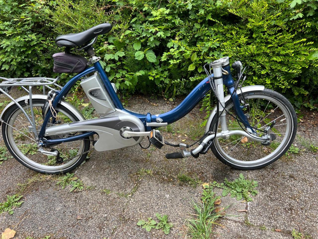 Mijn electrische vouwfiets van het Zwitserse merk FLYER bied ik te koop aan