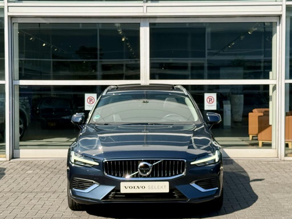 Volvo V60 t6 340pk recharge inscription| full options ! trekhaak