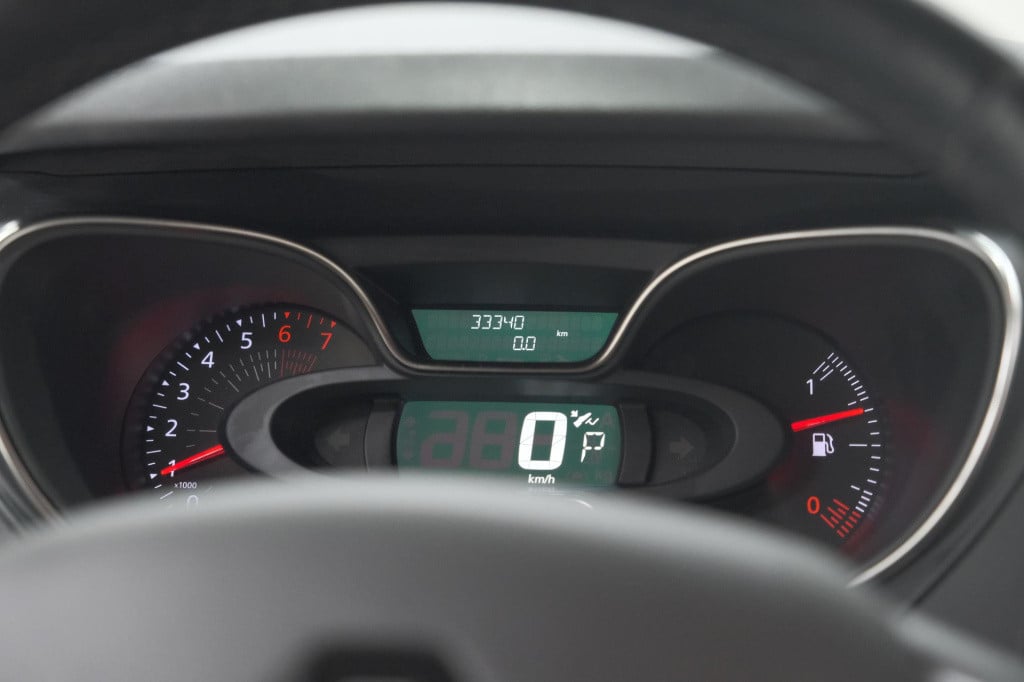 Renault Captur tce 120 edc intens | trekhaak | camera | navigatie | parkeer