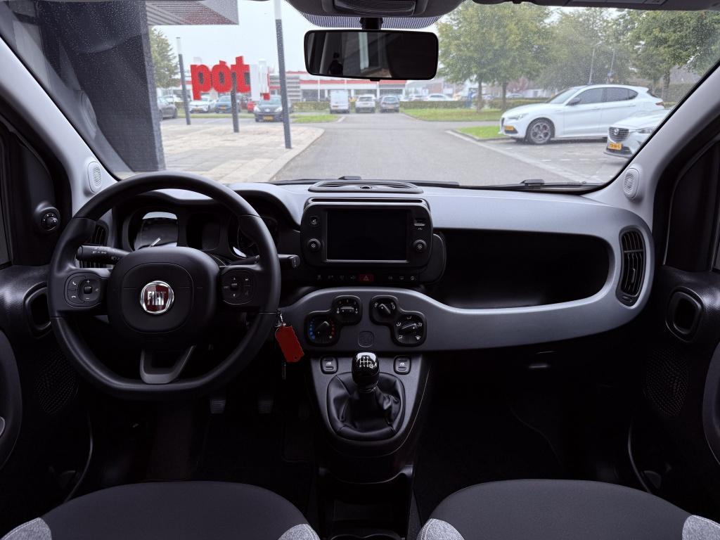 Fiat Panda 1.0 hybrid city life - carplay - android auto -