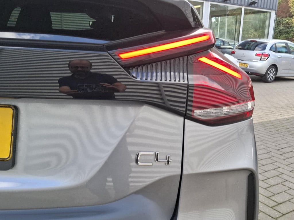 Citroen C4 130 eat8 automaat max clima/lmv/nav/cam