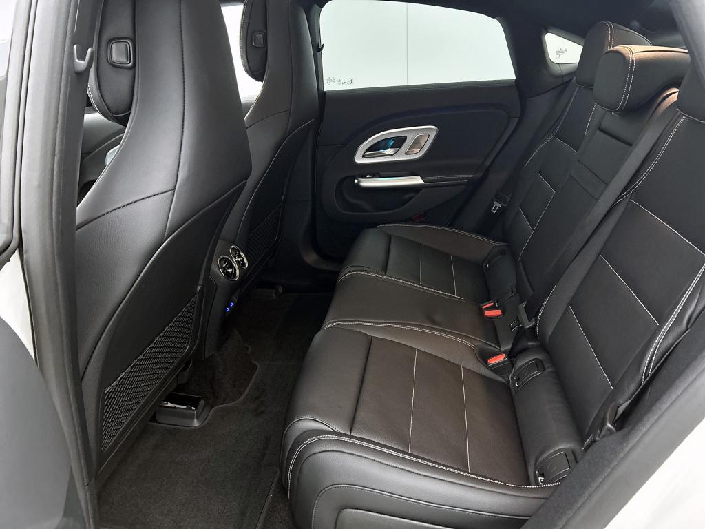 Mercedes-Benz Cla 250+ business solution amg 85.5 kwh | premium plus pakket