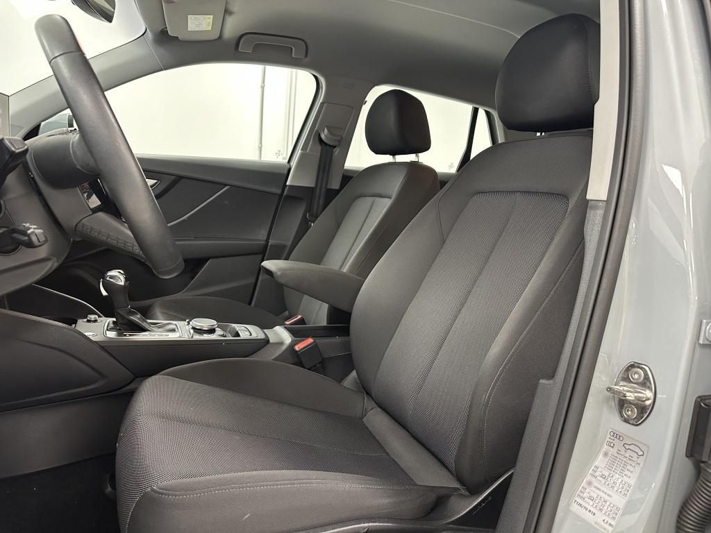 Audi Q2 35 tfsi advanced ed. | arrow gray | camera | led matrix |