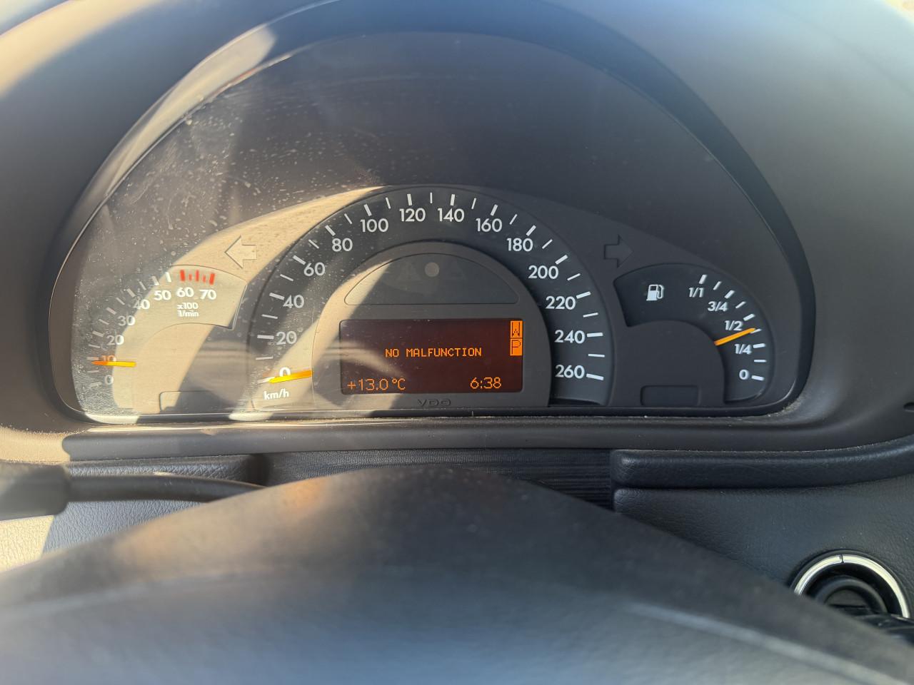 Mercedes C-Klasse C240 Classic sedan Bouwjaar 2001 AUTOMAAT NAP ! ! !