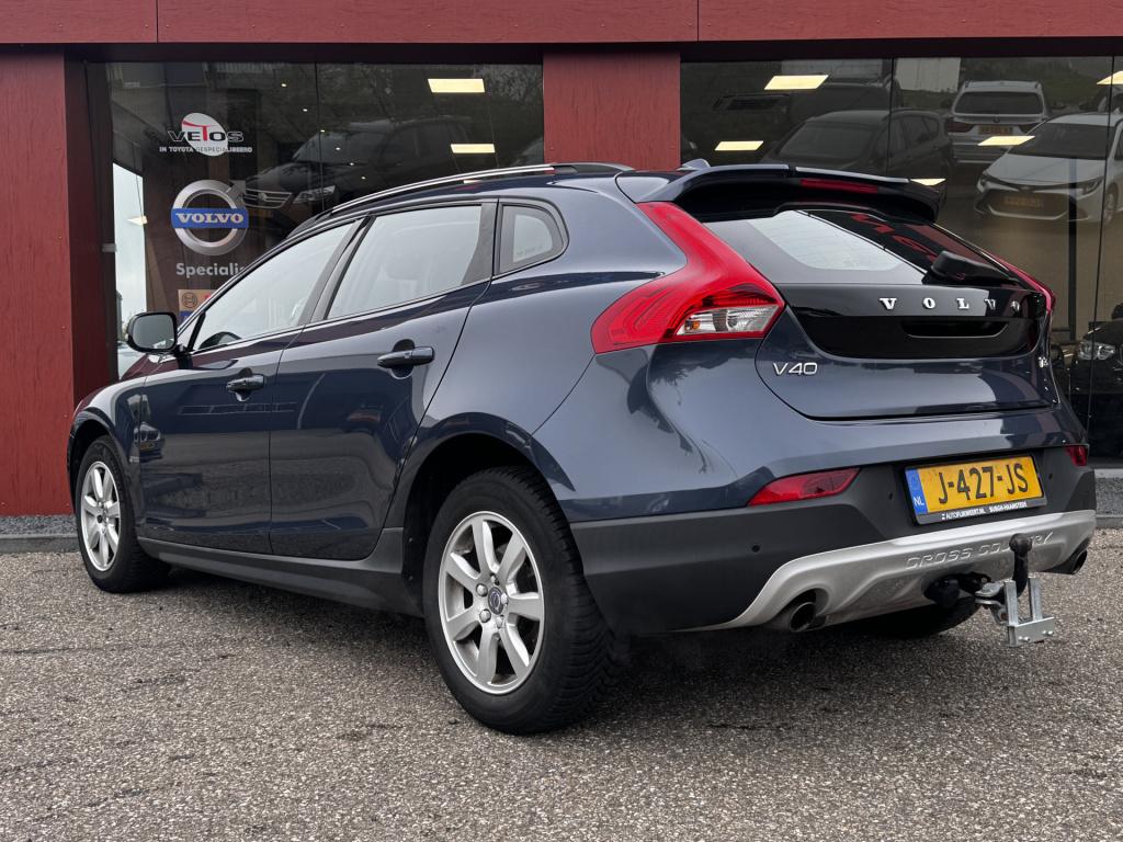 Volvo V40 cross country 1.5 t3 summum