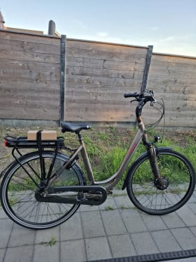 Stella copenhague elektrische fiets (moet snel weg)
