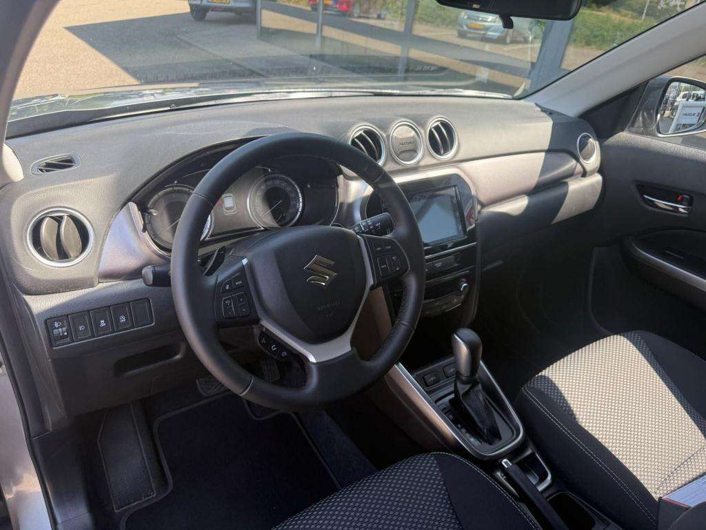 Suzuki Vitara 1.0 boosterjet select automaat