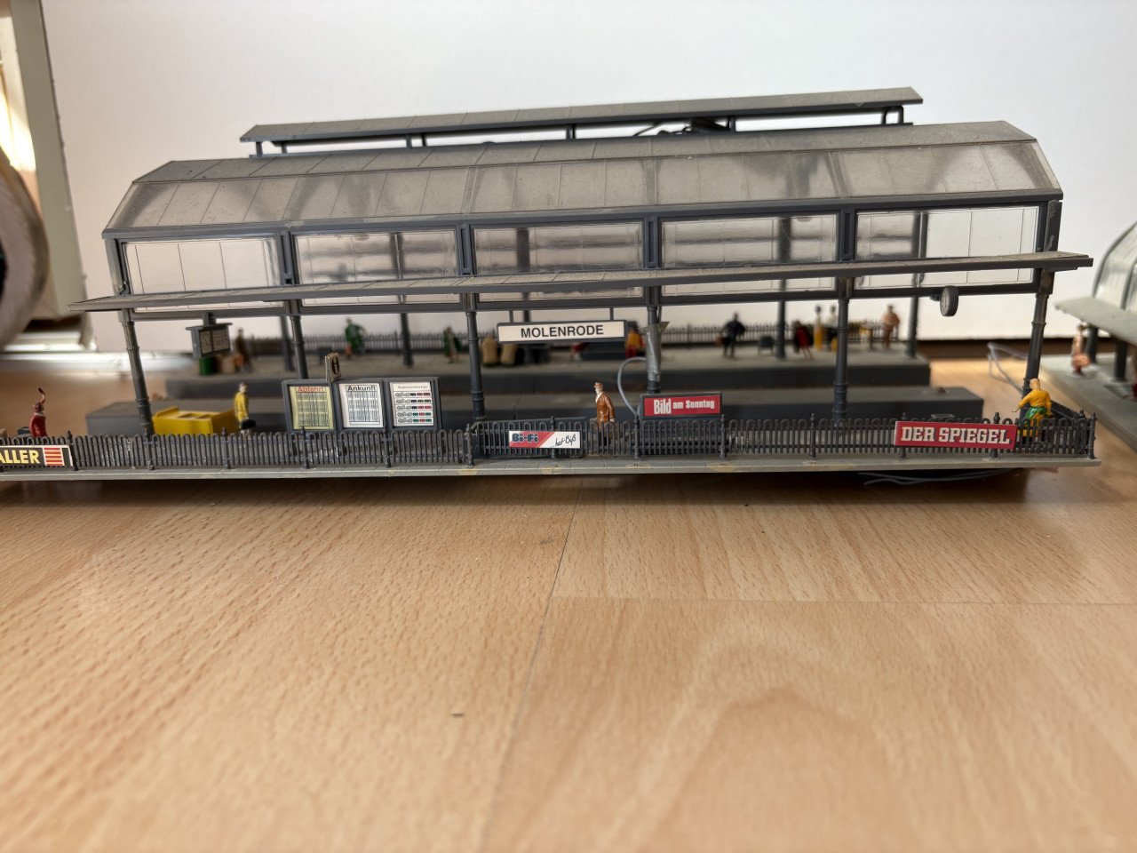 Modelspoor H0 stationnetjes