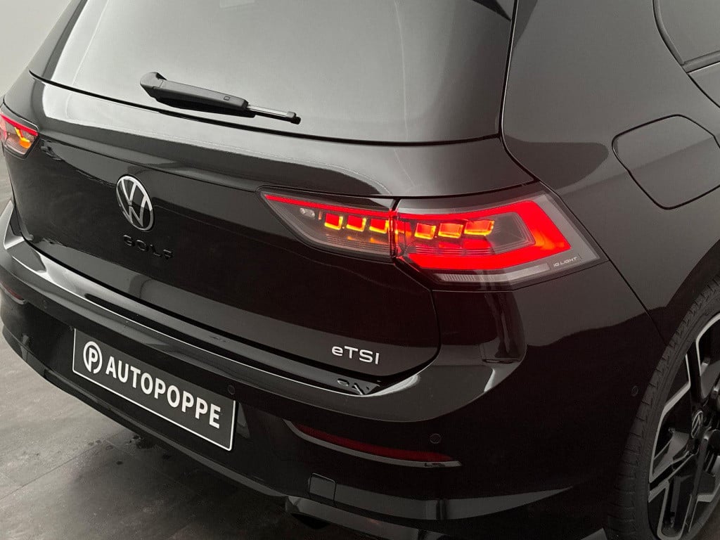 Volkswagen Golf 1.5 etsi r-line edition 150pk black style pakket & panorami
