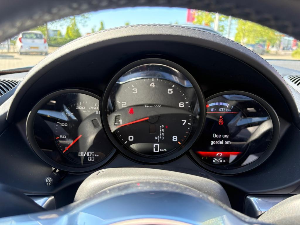 Porsche 718 boxster 2.0