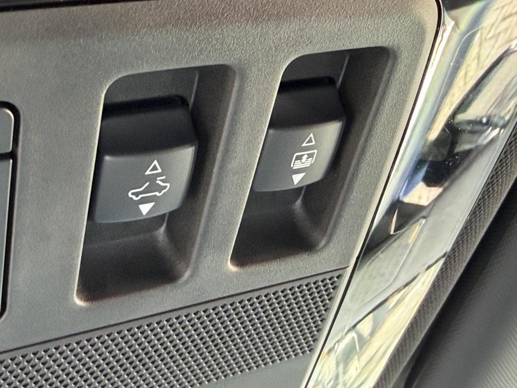 Mitsubishi Outlander 2.4 phev black edition