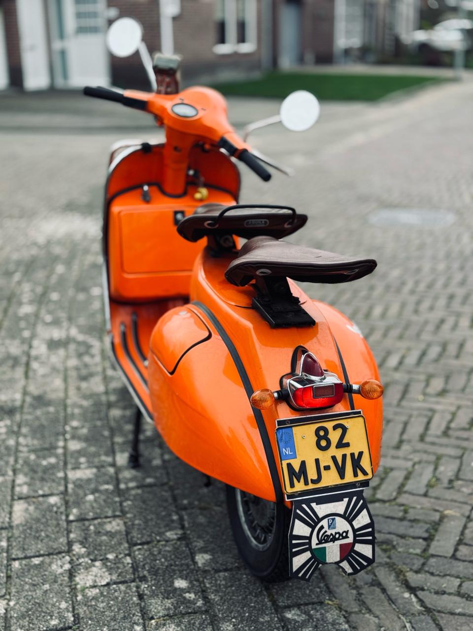 1985 Piaggio Vespa PX150 motorscooter - klassieker