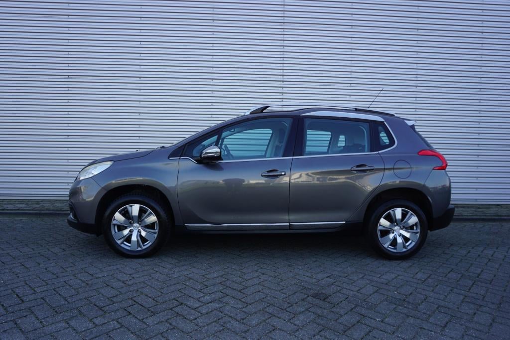 Peugeot 2008 1.2 vti allure climate / navi / cruise / parkeers. / elektr. r
