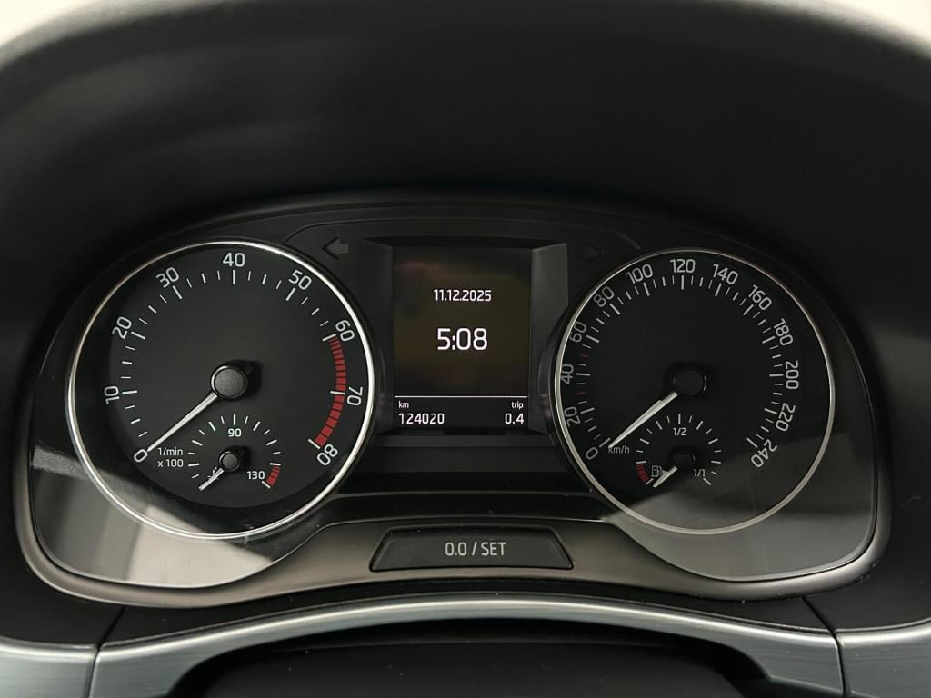 Skoda Fabia combi occasion 1.2 tsi ambition business | wit | tweedehands sk