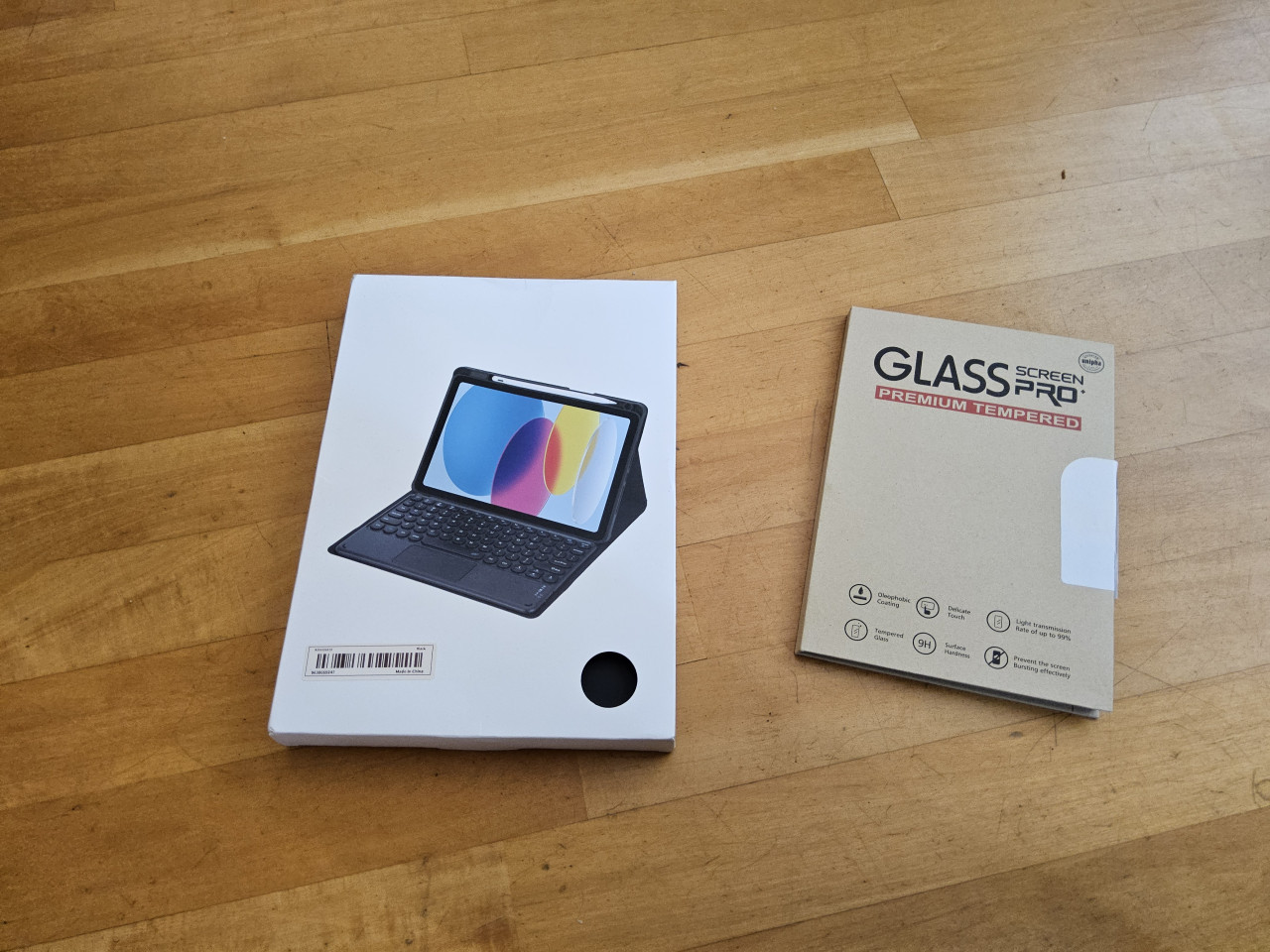 Hoes en toetsenbord, en screenprotector Samsung galaxy S9+