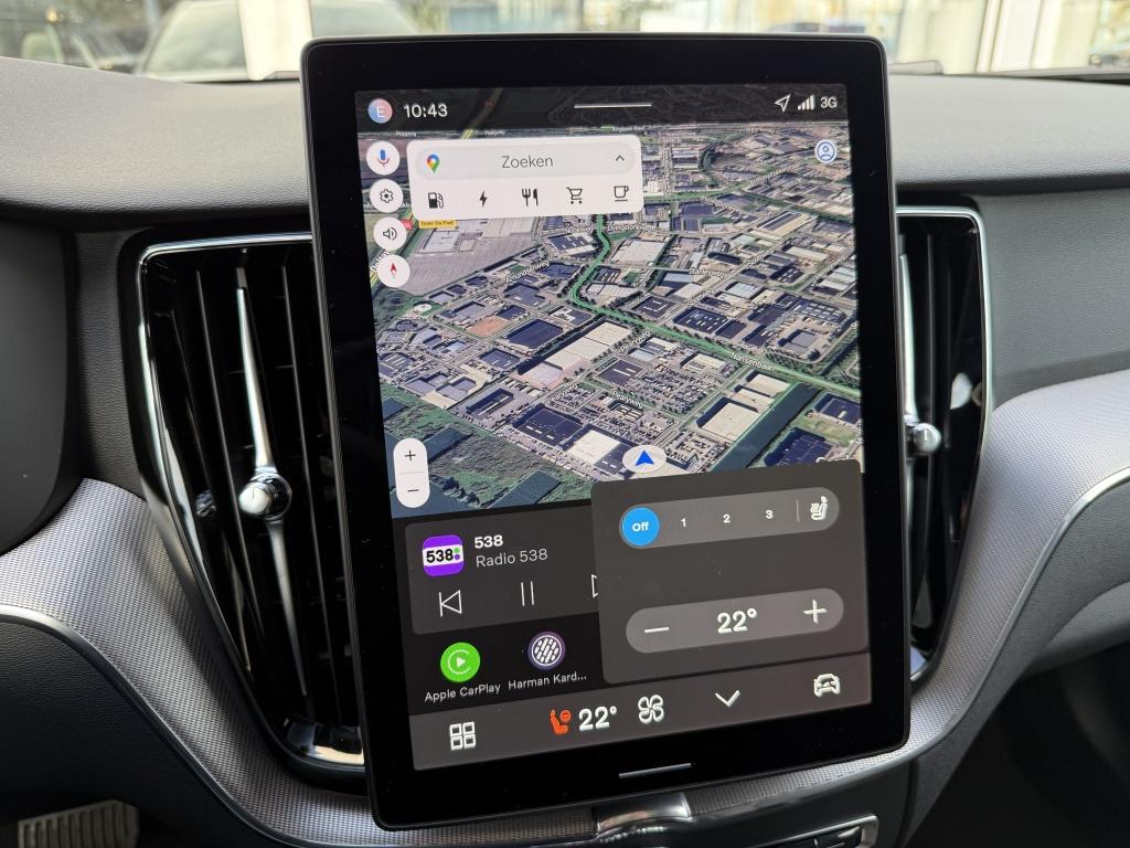 Volvo XC60 t6 398pk recharge dark black edition| panodak| luchtvering| trek