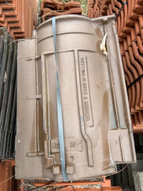 Nieuwe Monier dakpannen plm 210 stuks