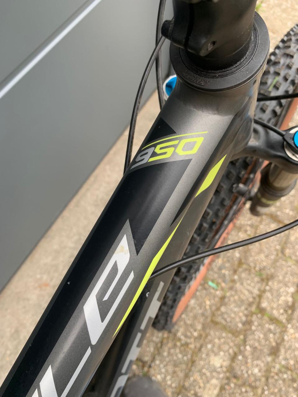 Mooie Scott scale 950 mountainbike