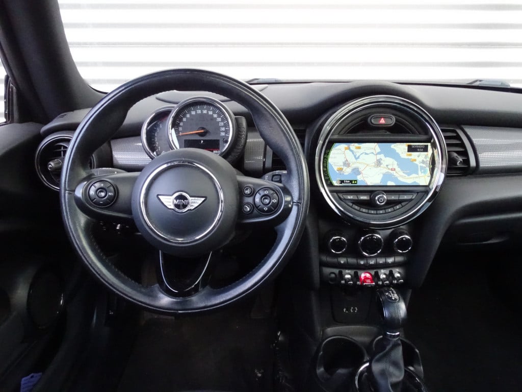 Mini Cooper mini 1.5 chili automaat | hud | pano | led