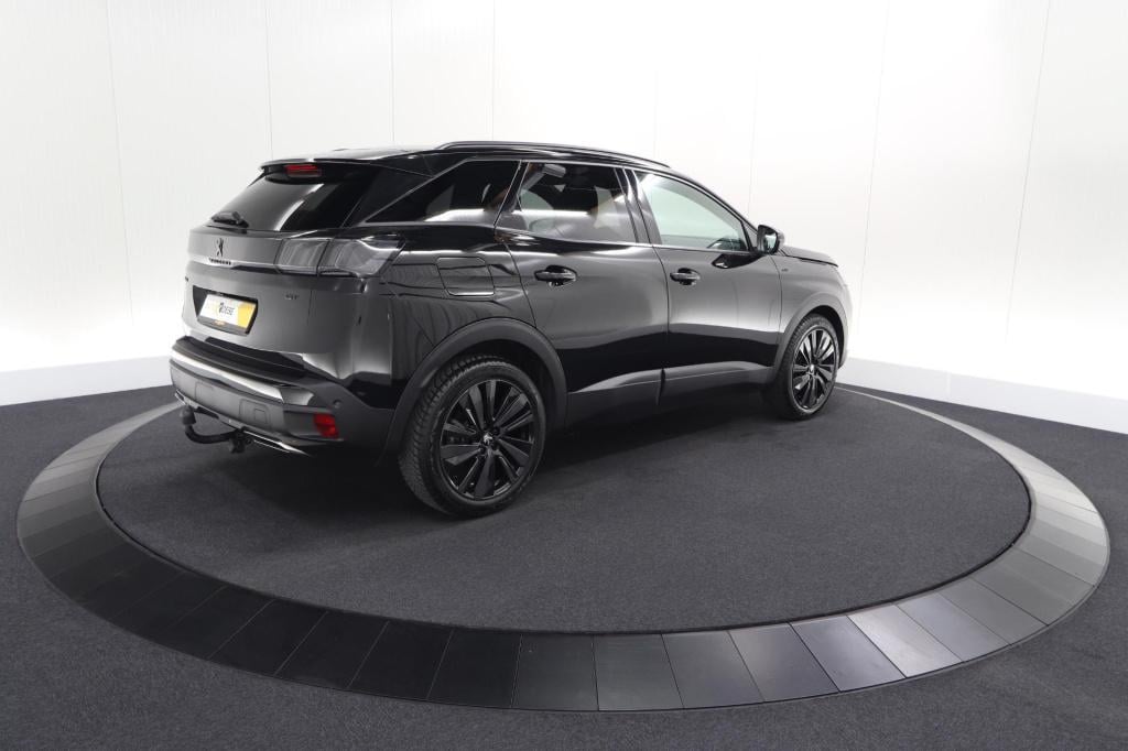 Peugeot 3008 puretech 130 eat8 gt black pack | trekhaak | elektrische koffe