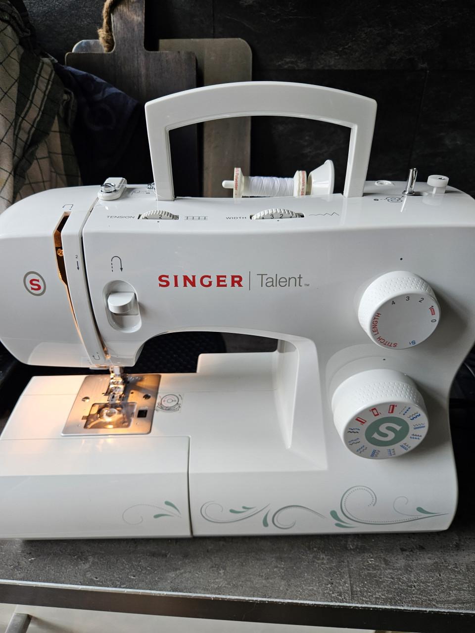 Singer Talent 3321 Naaimachine - Zo goed als nieuw