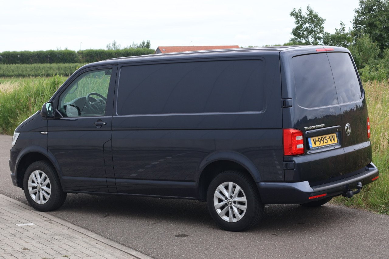 Volkswagen Transporter 2.0  TDI 150 PK Automaat L1H1 2019