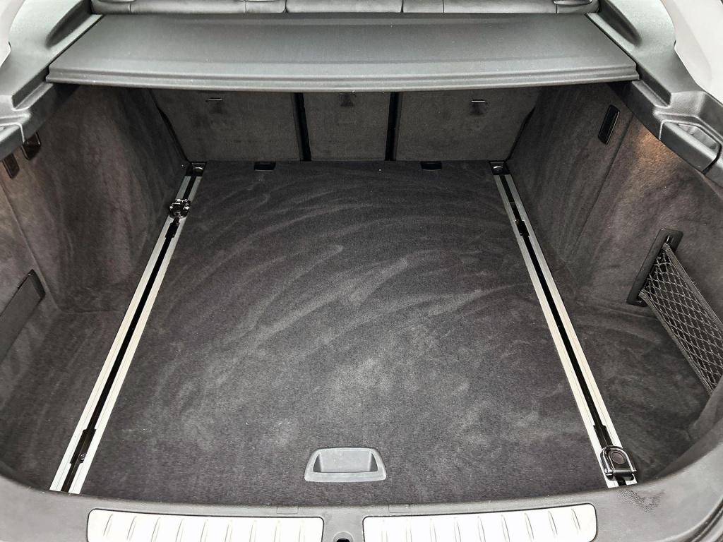 BMW 3-serie 320i xdrive executive | automaat | navigatie | leder | climate 