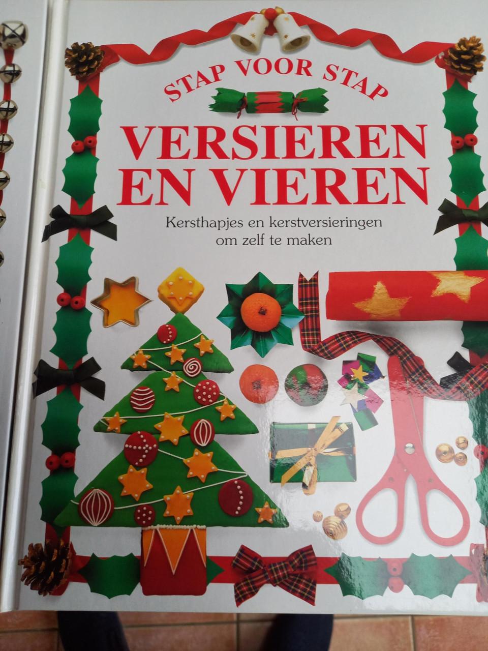 Knutselboeken een serie van 13