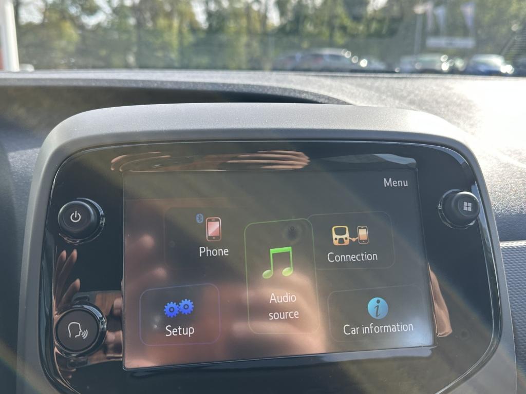 Peugeot 108 1.0 e-vti 72pk 5d active apple carplay & android auto | achteru