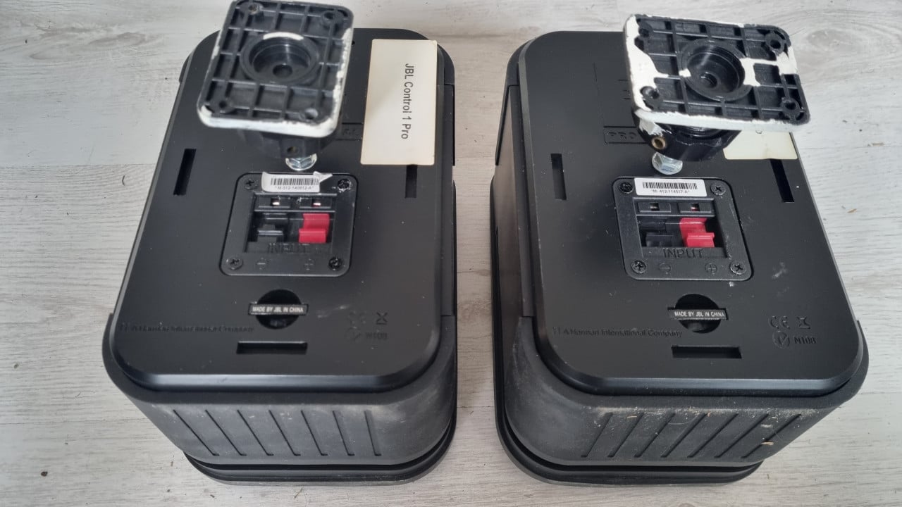 JBL Control 1 PRO Professional speakerset (150 Watt) incl ophangbeugels