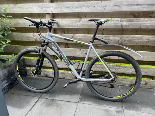 Prachtige CUBE MTB Framemaat 23 ( XL/XXL)