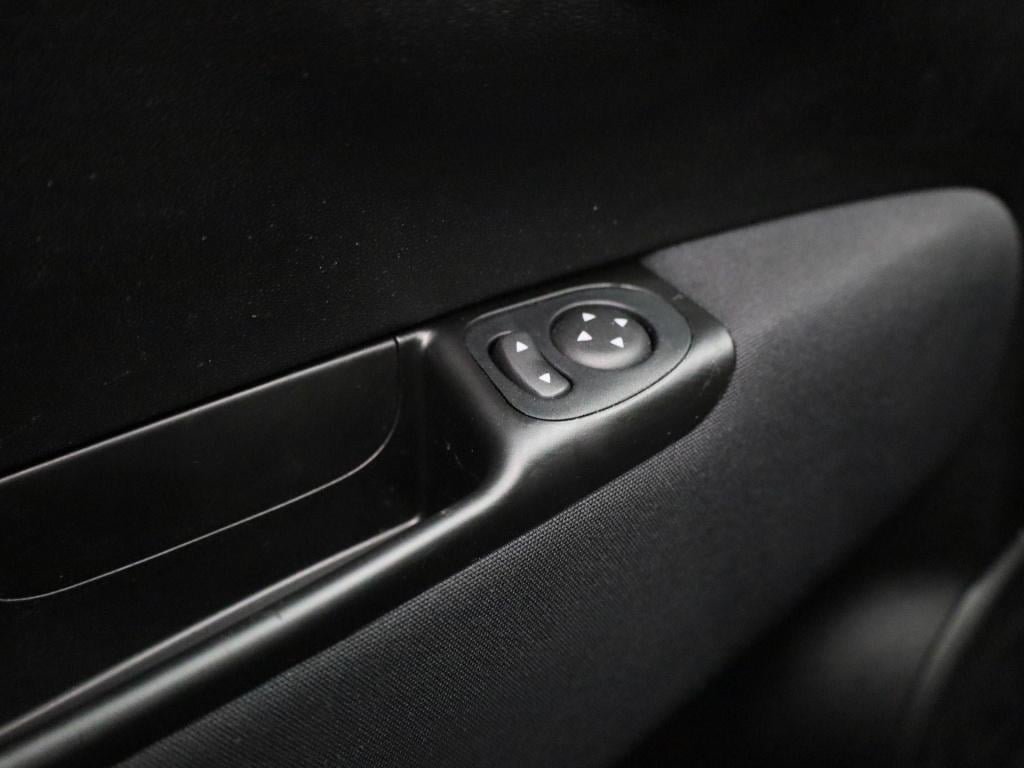 Fiat 500 C 1.0 hybrid red fiat 500 c 1.0 hybrid red