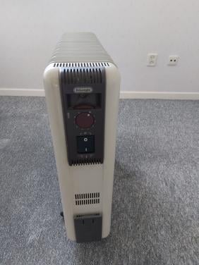 Oliegevulde elektrische radiator,  2 stuks