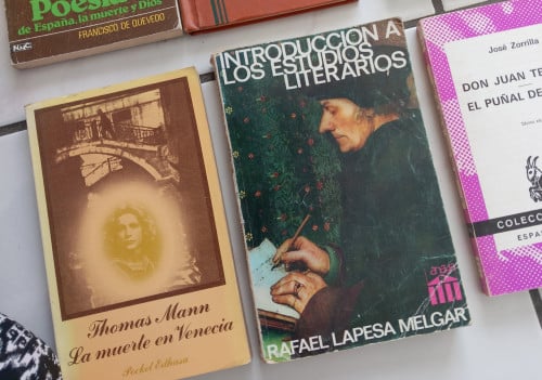 Spaanse leesboekjes en tijdschriften