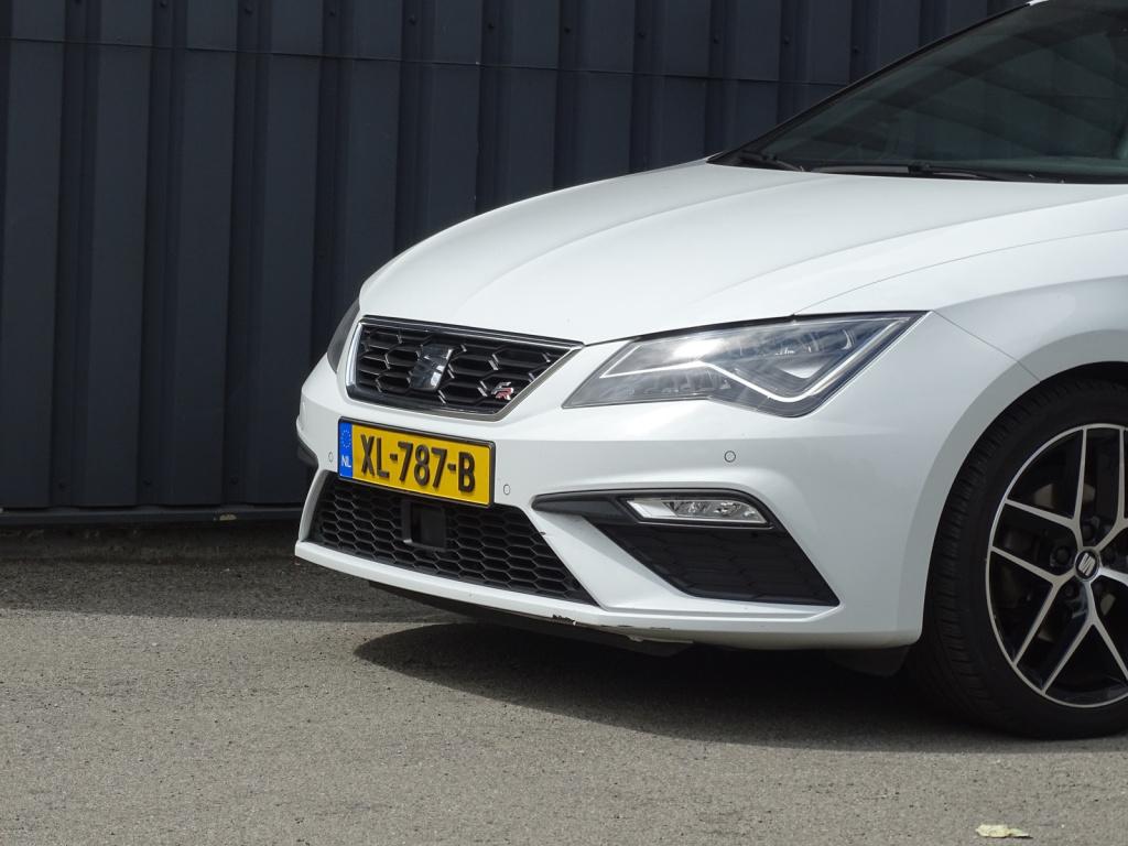Seat Leon st 1.5 tsi fr business intense automaat | full led | pano | apple