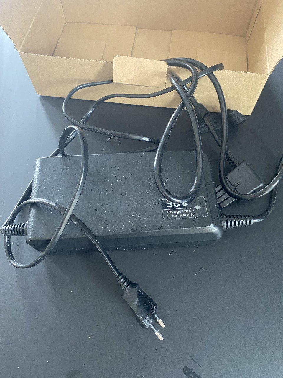 Fiets Accu oplader , nieuw in doos