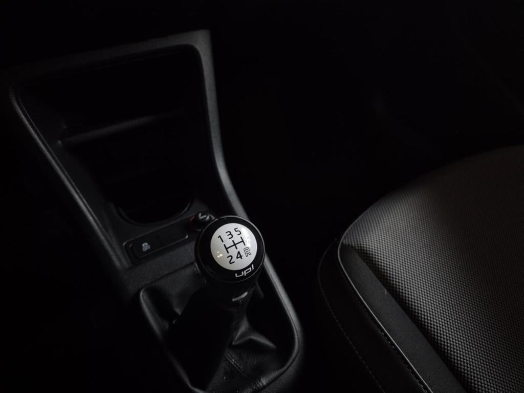 Volkswagen UP! 1.0 high up! bluemotion / 5-deurs / cruisecontrol / stoelver