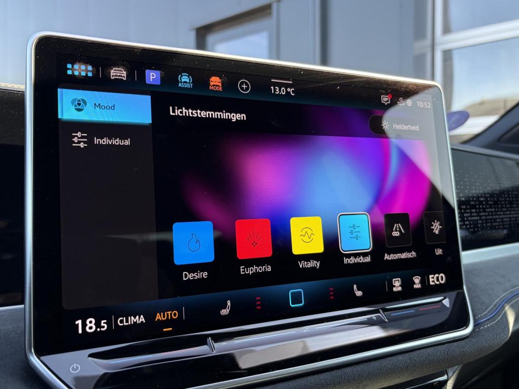 Volkswagen Passat variant 1.5 ehybrid r-line edition nl-auto, soh 97% volle