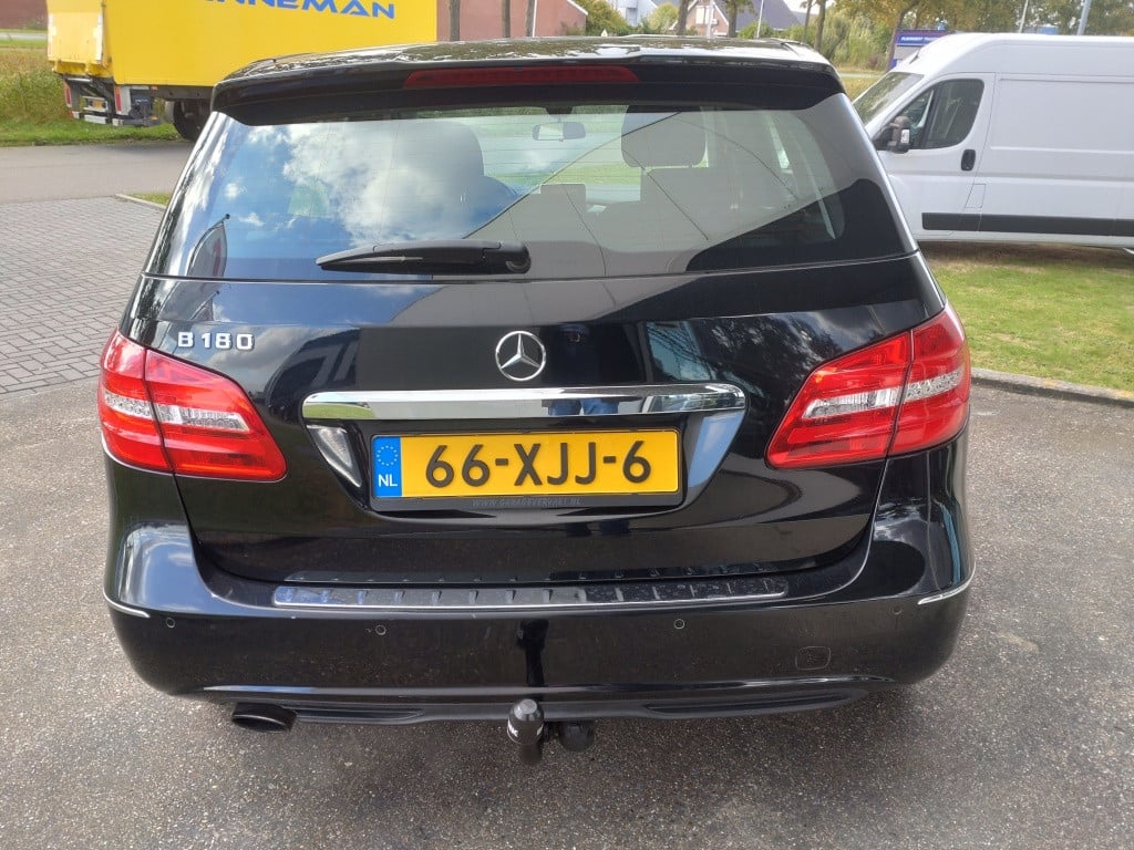 Mercedes-Benz B-Klasse 180 ambition