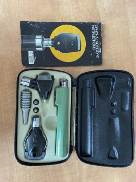 Oog en oorspiegel Welch Allyn set