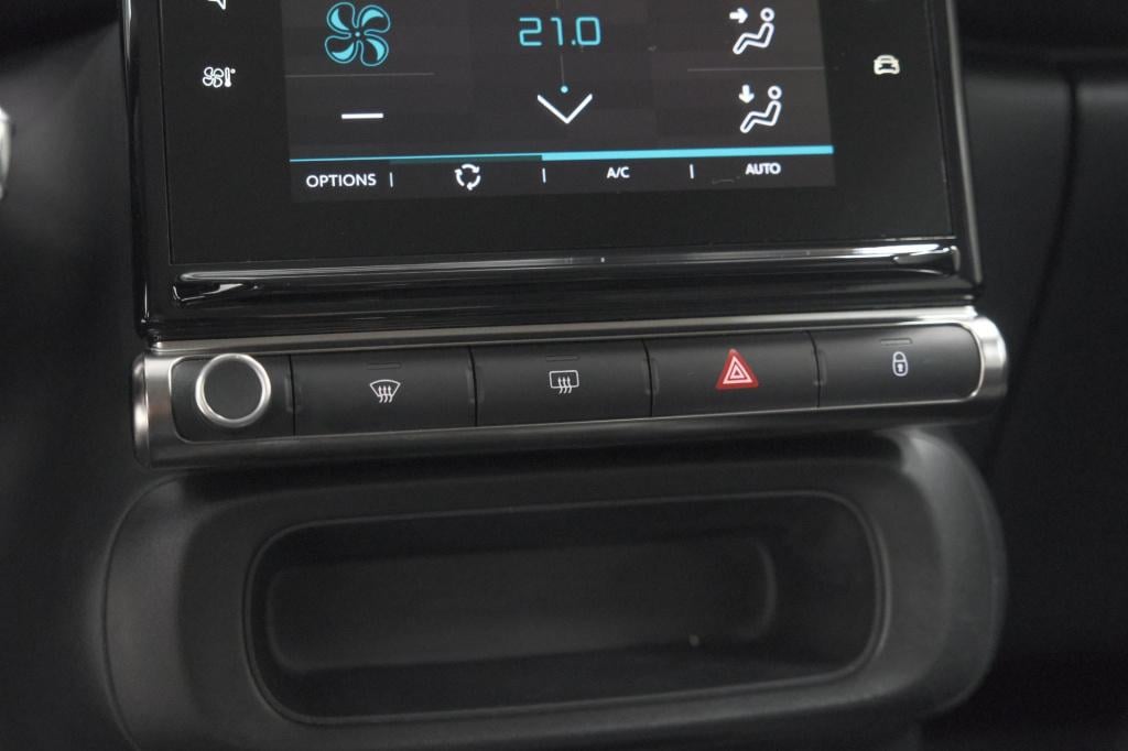 Citroen C3 puretech 82 shine | camera | parkeersensoren | navigatie | apple