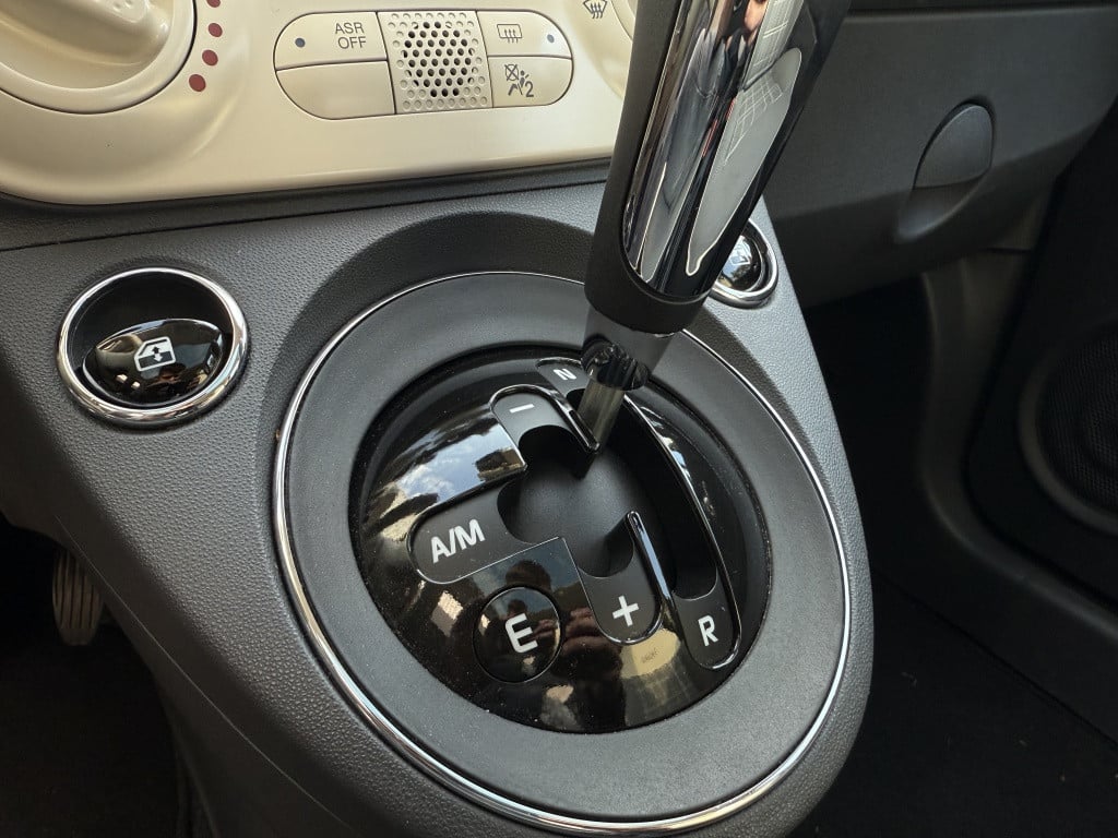 Fiat 500 1.2 lounge // automaat // 50.000km! //