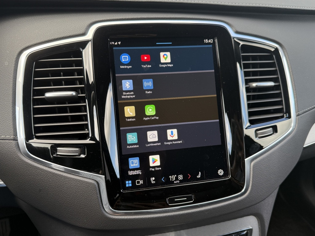 Volvo XC90 t8 455pk recharge ultra dark| full options ! luchtvering b&w sou