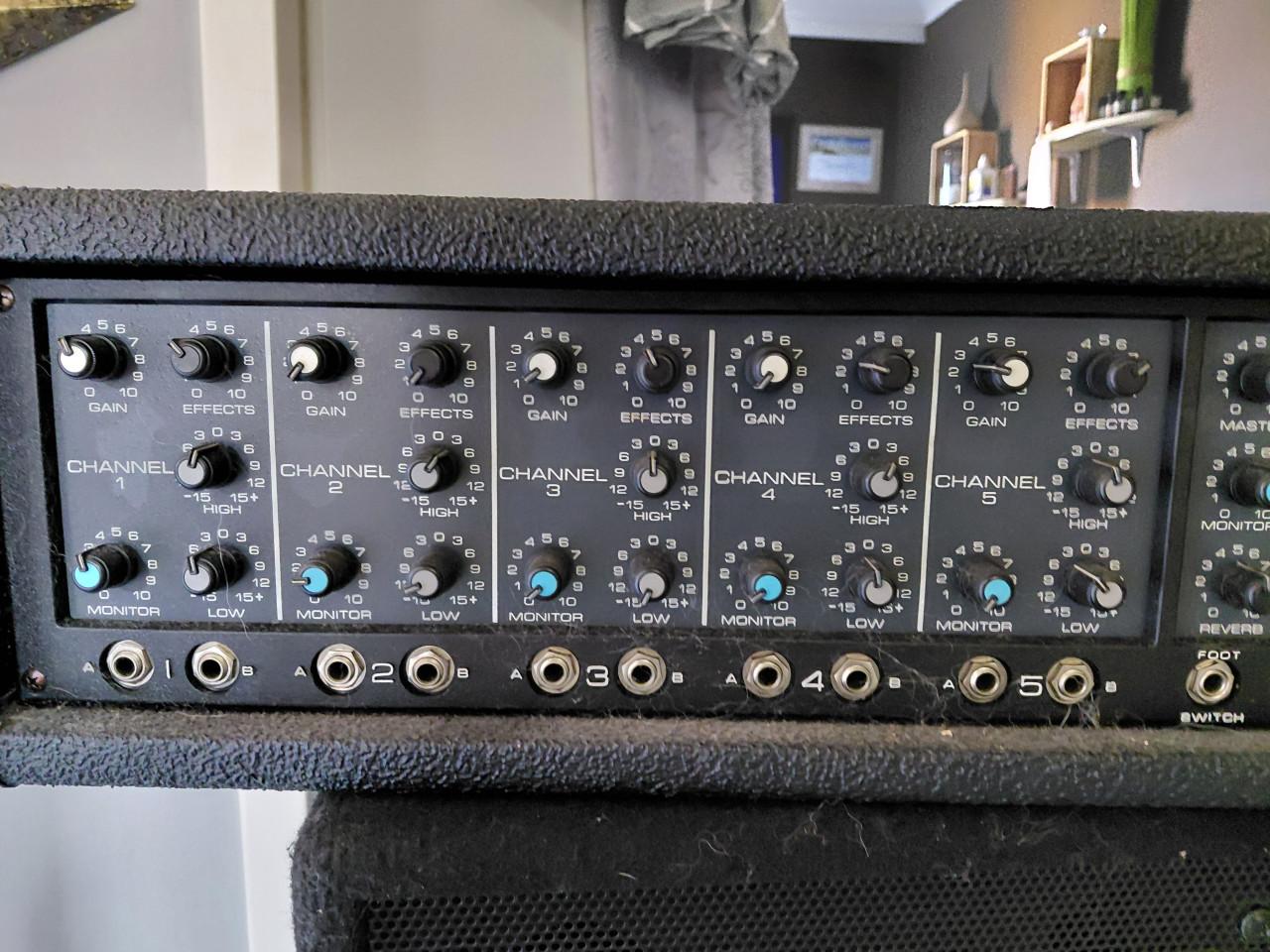 Speakers en versterker