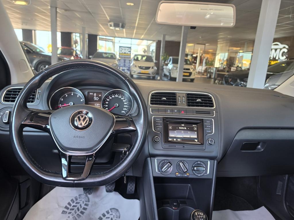 Volkswagen Polo 1.2 tsi comfortline connected series | airco | stuurbekr | 