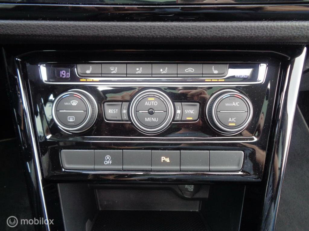 Volkswagen Touran 1.5 tsi comfortline business 7p/airco/pano/stoelverw/came