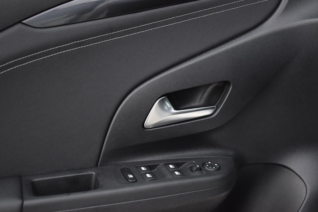 Opel Corsa-e elegance 50 kwh | navigatie | climate  control | parkeersensor