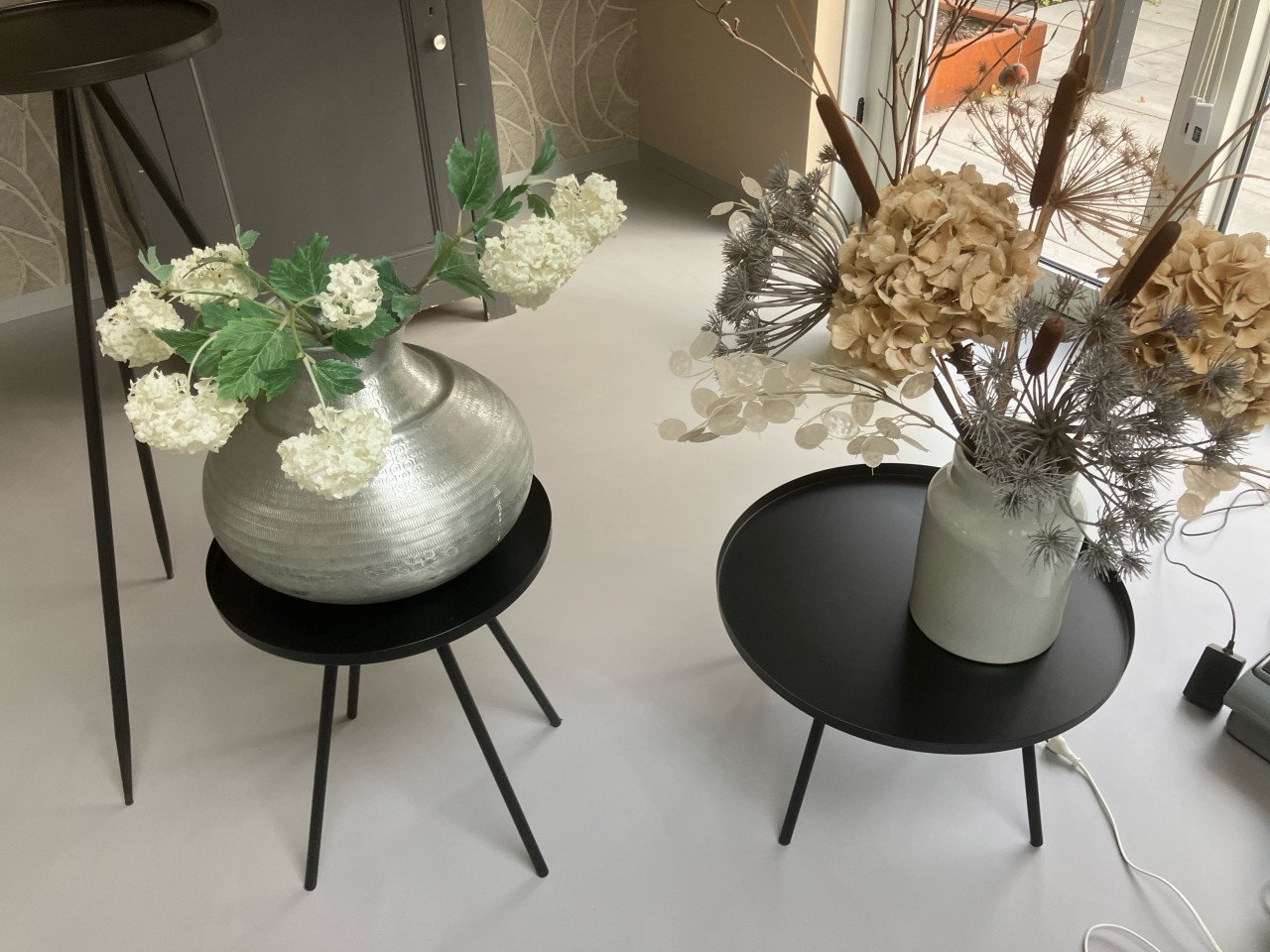Bijzet tafels/ plantenzuil
