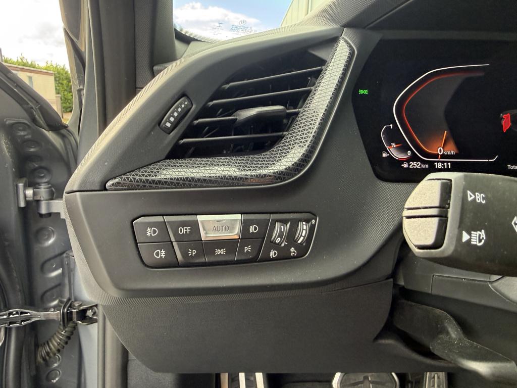 BMW 1 Serie 120i automaat high executive m-sportpakket 5-drs